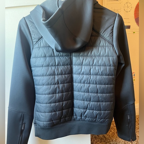 Athlesiure Jacket - Picture 4 of 5